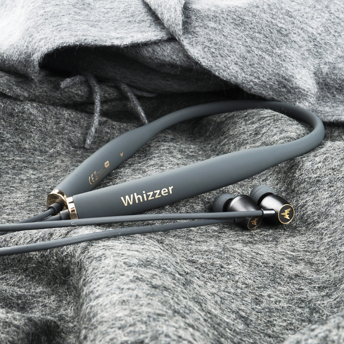 whizzer/威泽 am1e新款hi-res无线挂脖式通话运动蓝牙耳机入耳5.