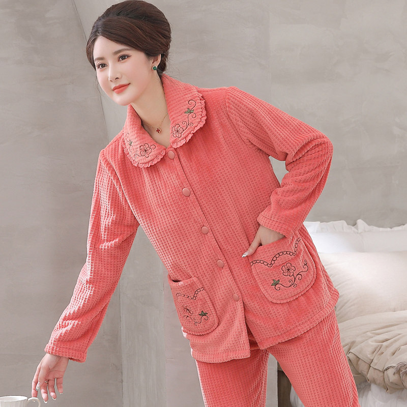 秋冬季睡衣女士珊瑚瑚绒加厚加绒中老年妈妈保暖睡衣