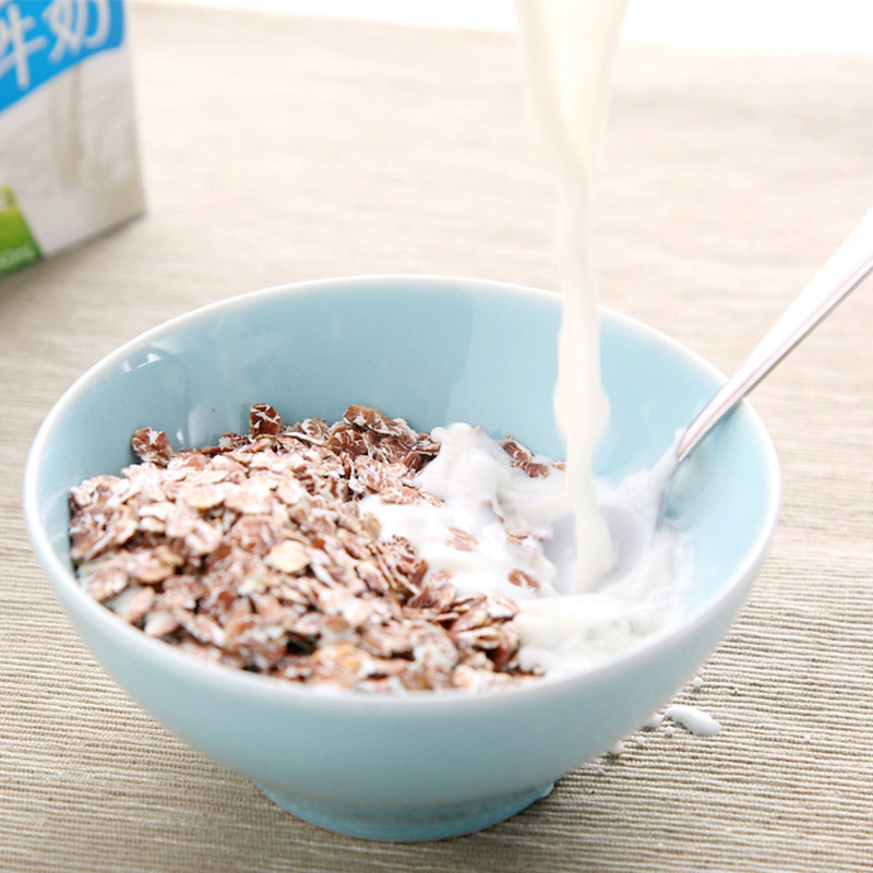 糖精免煮隔夜老式燕麦片全粒原味即食代餐非低脂水果