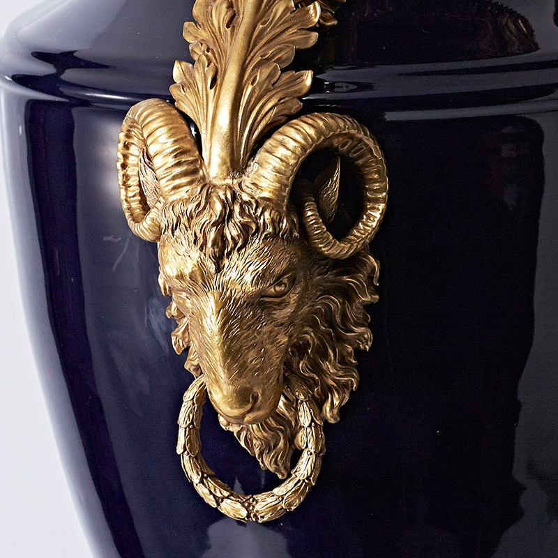 凤凰美居欧式手工雕刻山羊羊头动物铜雕陶瓷配铜花瓶