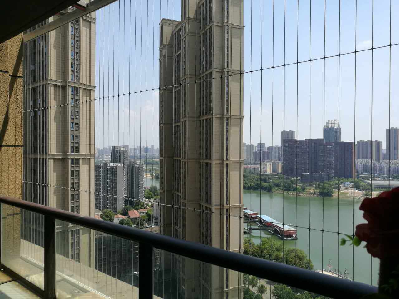 隐形防护网阳台防盗武汉儿童防护栏高层防盗窗