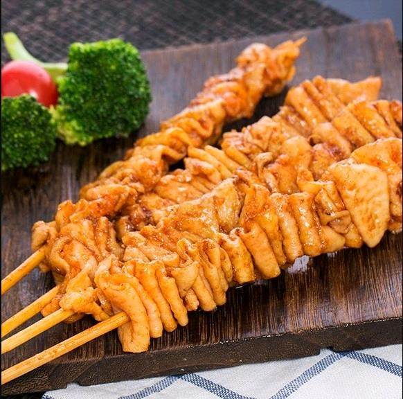 香辣鸡皮夏季烧烤弯弯脆皮腌制油炸铁板烧食材其它