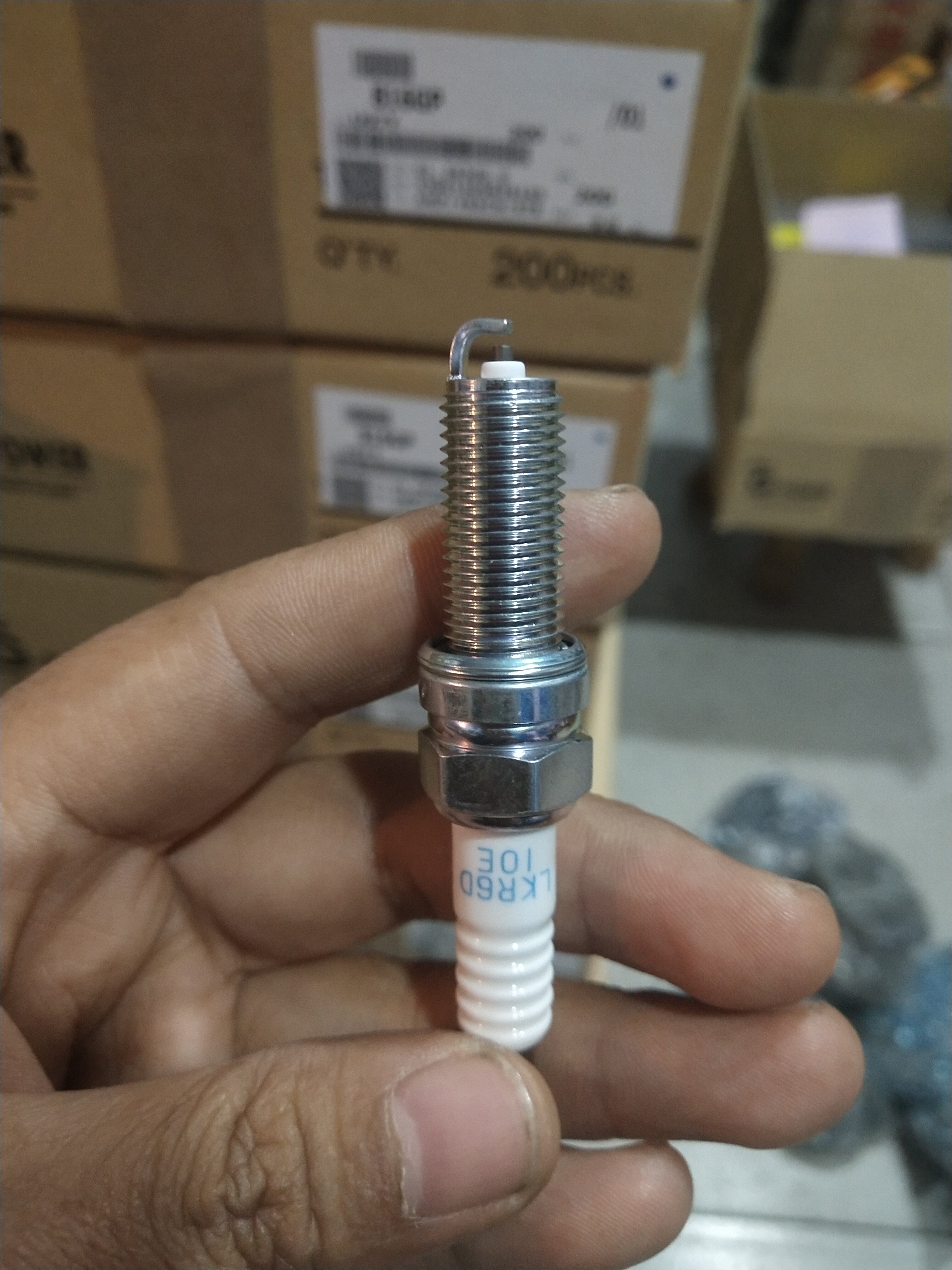 原厂火花塞适用朗动悦动领动瑞纳i30ix25悦纳火花塞