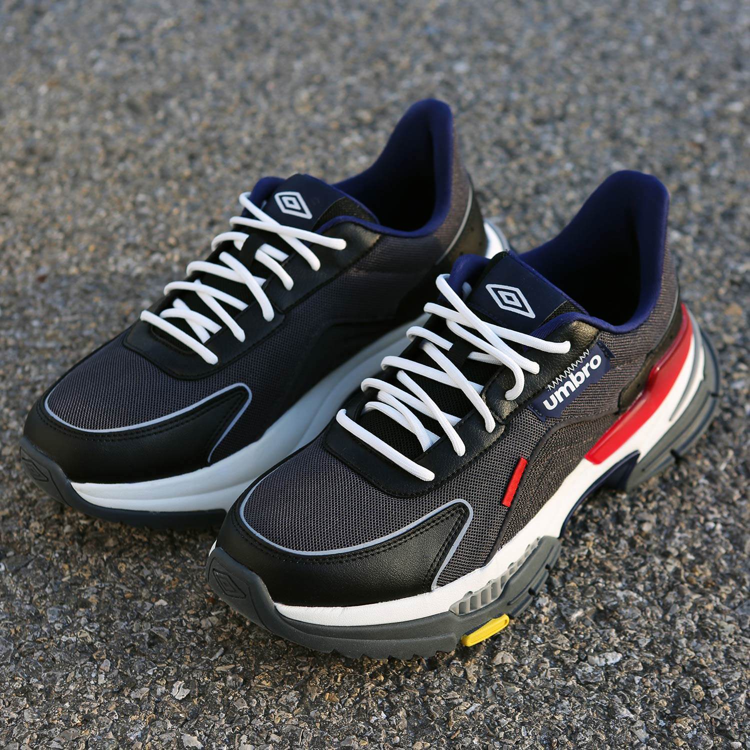 umbro茵宝2022春夏时尚休闲潮流百搭运动男子跑步鞋ui213ft0291