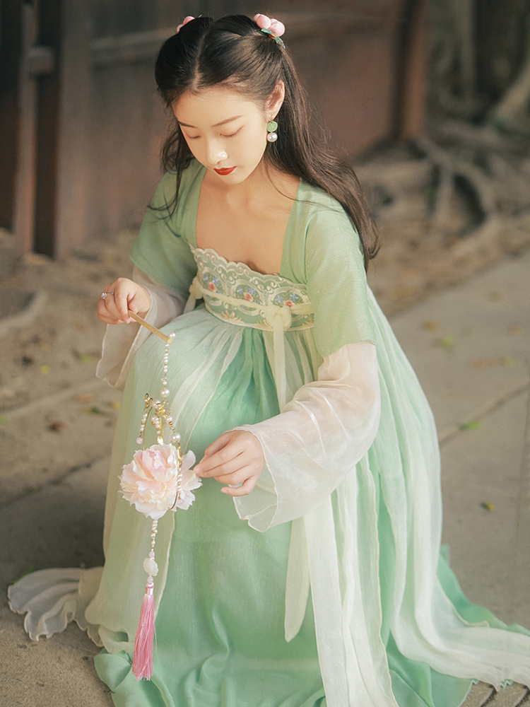 汉服绿野仙踪汉元素古风仙女小个子短款齐胸襦裙软妹连衣裙