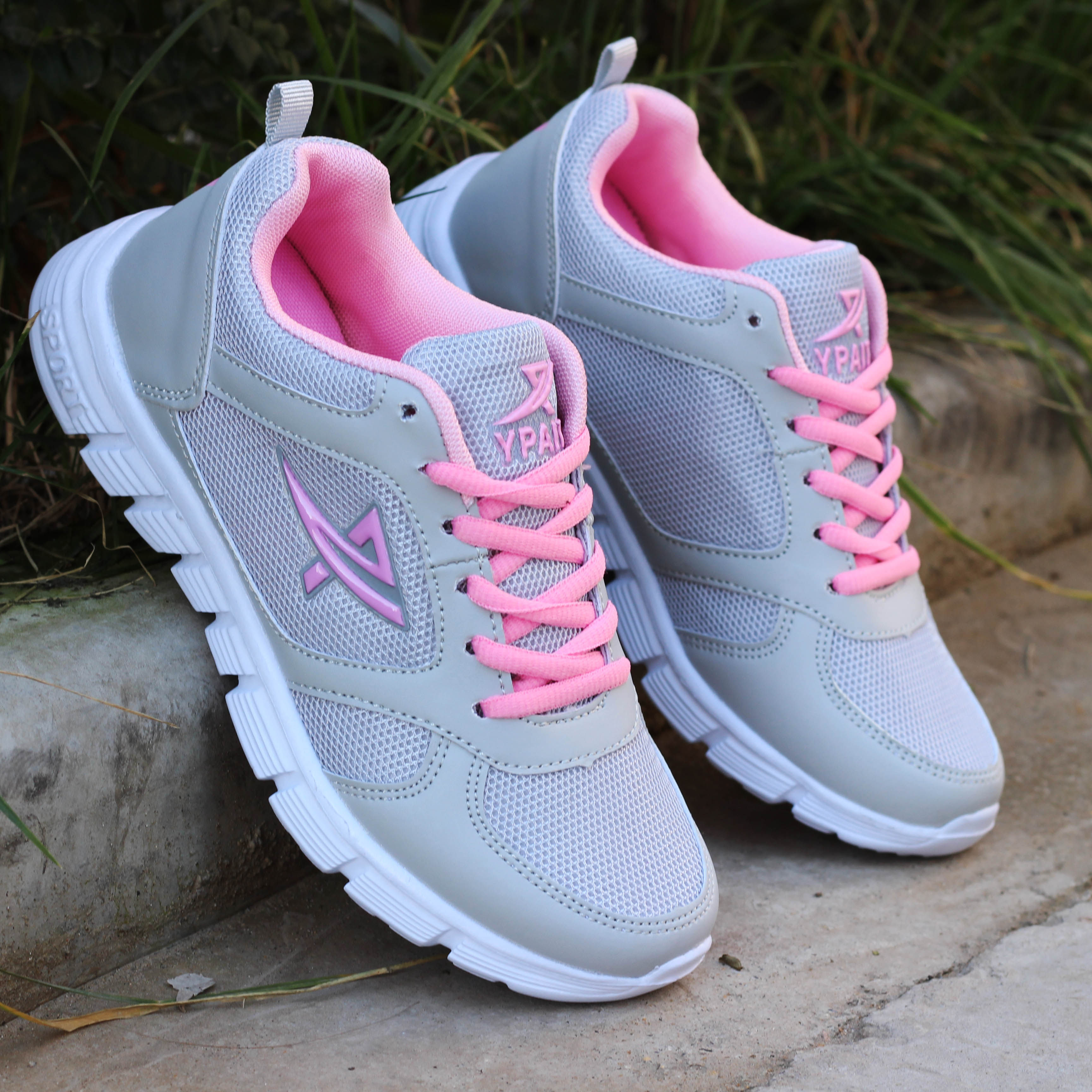 春夏季女装跑步鞋日常休闲运动鞋波鞋女士网面透气旅游鞋篮球鞋子