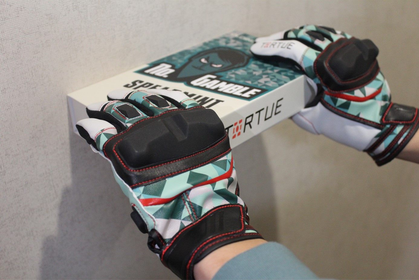 csgo手套奥丁薄荷实物周边同款手套