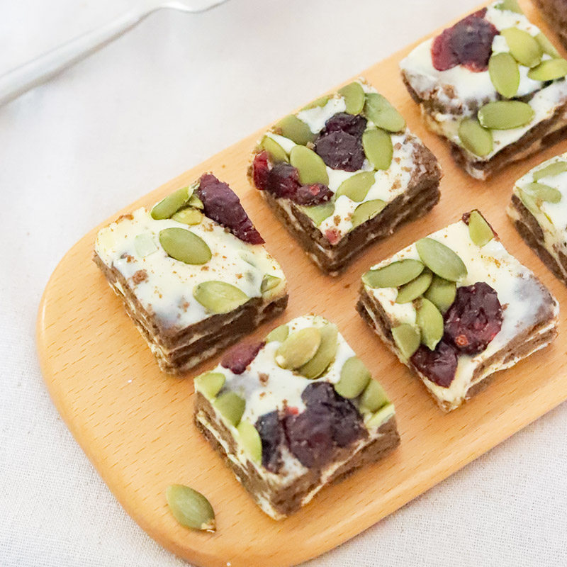 吉治百货网红零食休闲食品糕点饼干牛轧糖奶酥蔓越莓雪花酥200g