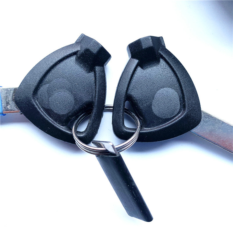 适用ua125te新海海王星uz125te天玉um125te红宝四线套锁电摩托车车锁