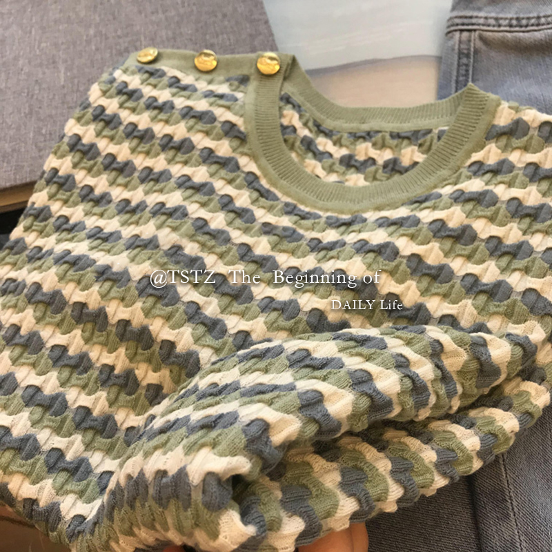 Tstz阿四 重磅推荐！爆舒适泡泡肌理~肩扣提花波浪纹短袖针织衫