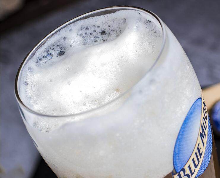 蓝月24瓶新货原装进口精酿白啤酒啤酒bluemoon月白啤酒