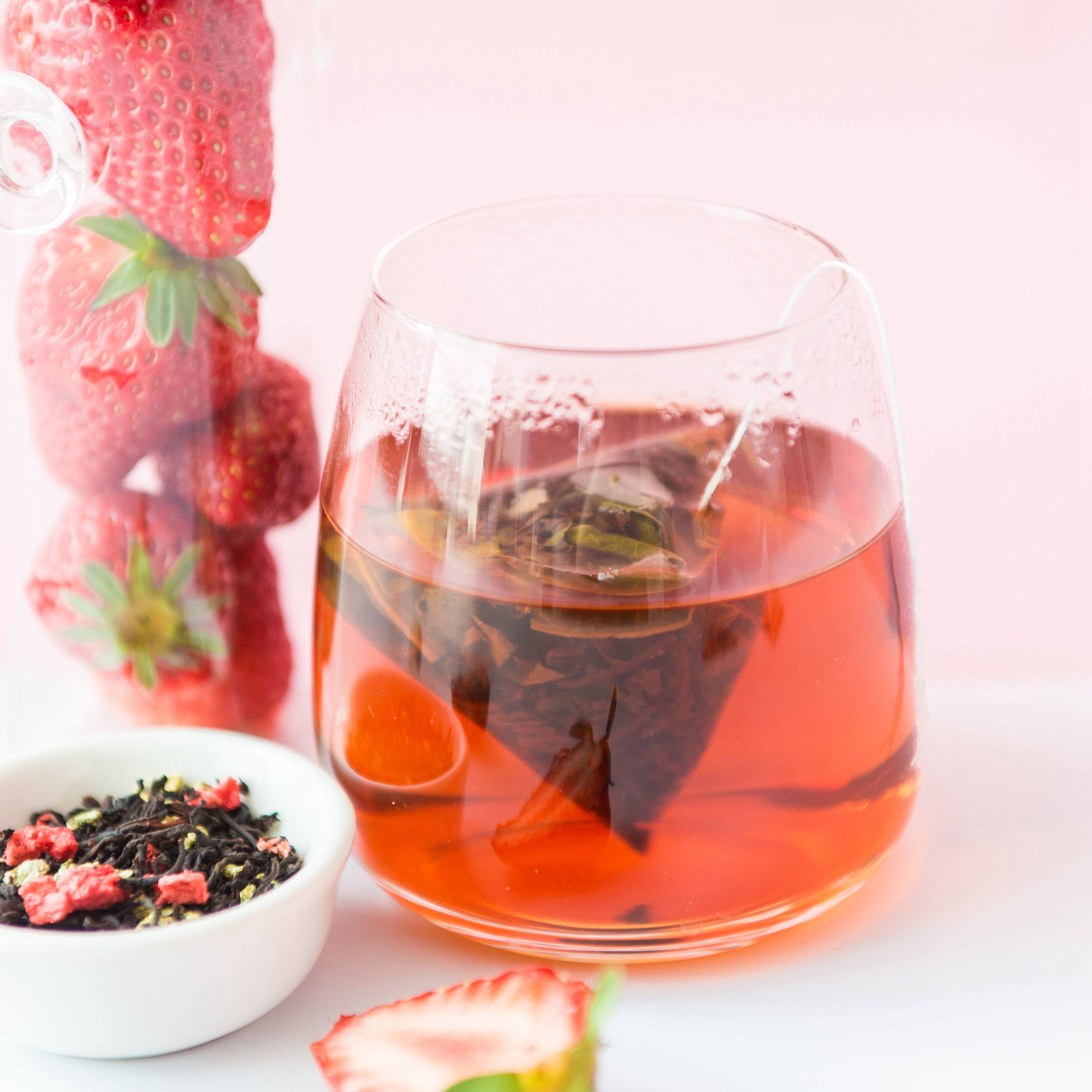 鹿屿岛草莓水果果粒茶红茶花茶组合三角茶包袋泡茶荷叶茶冲饮盒装