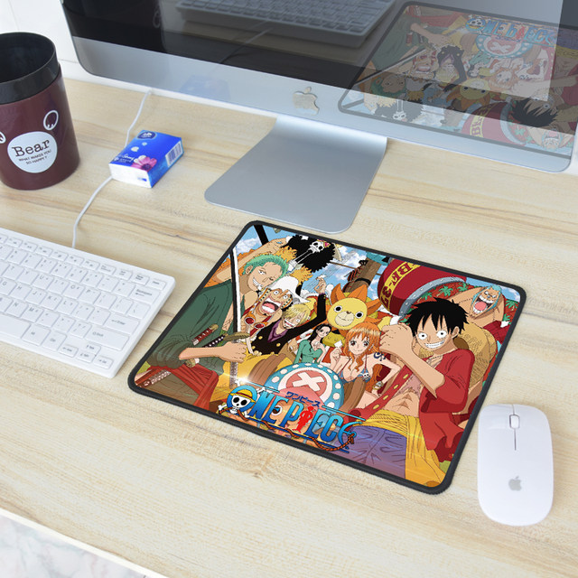 Mouse pad mouse pad cartoon pirates trumpet hero league in Warcraft game Naruto creative table mat Mouse pad mouse pad cartoon pirates trumpet hero league in Warcraft game Naruto creative table mat