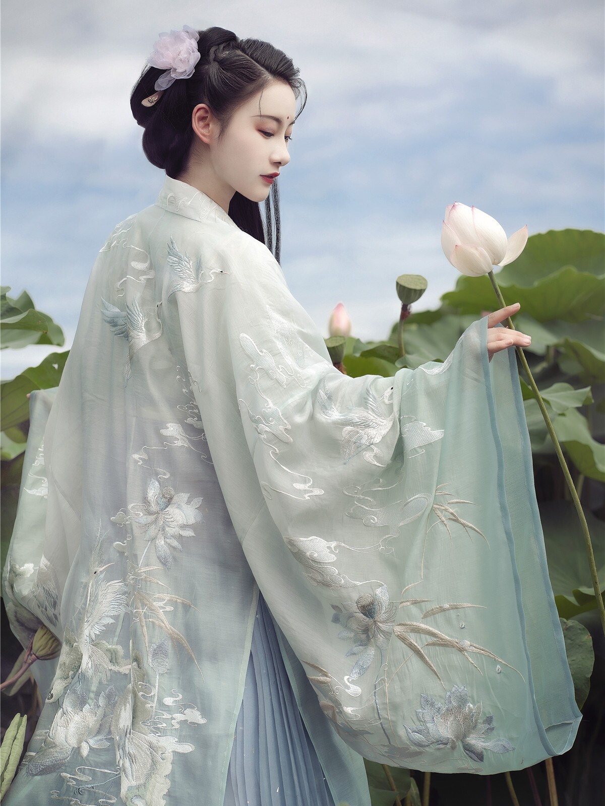 清欢纪原创汉服香雪迟对襟齐腰襦裙一片褶裙重工刺绣汉服套装现货