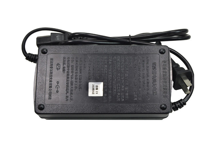捷马电动车原装智能充电器48v12ah60v20ah72v新国标国标元针三圆电动