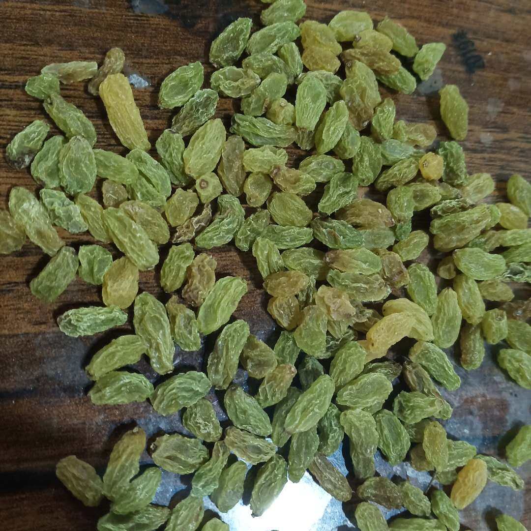 新疆特产小葡萄干冰粉炒酸奶小珍珠中绿葡萄干山楂葡萄干