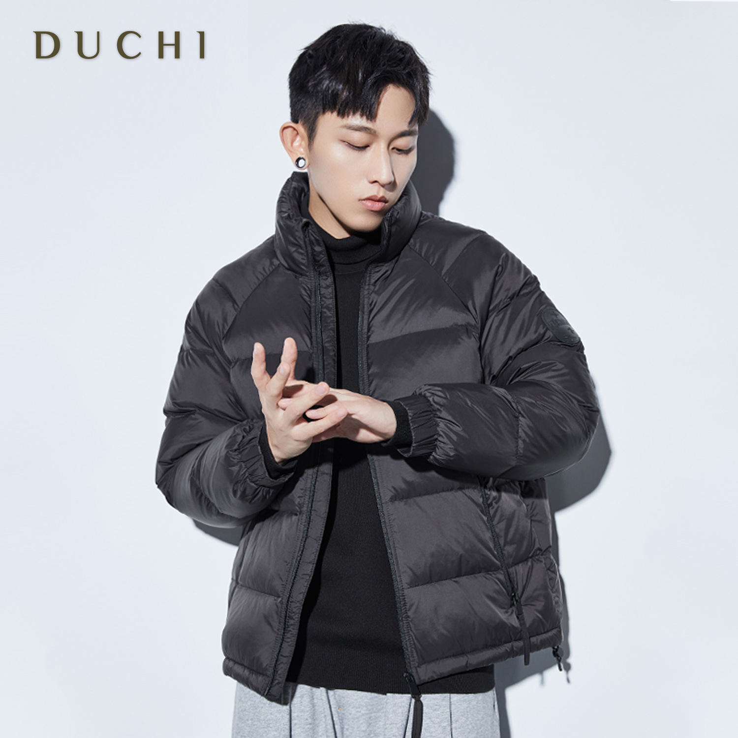 轻薄羽绒服男士宽松潮牌2021年冬季新款短款休闲帅气加厚冬装外套