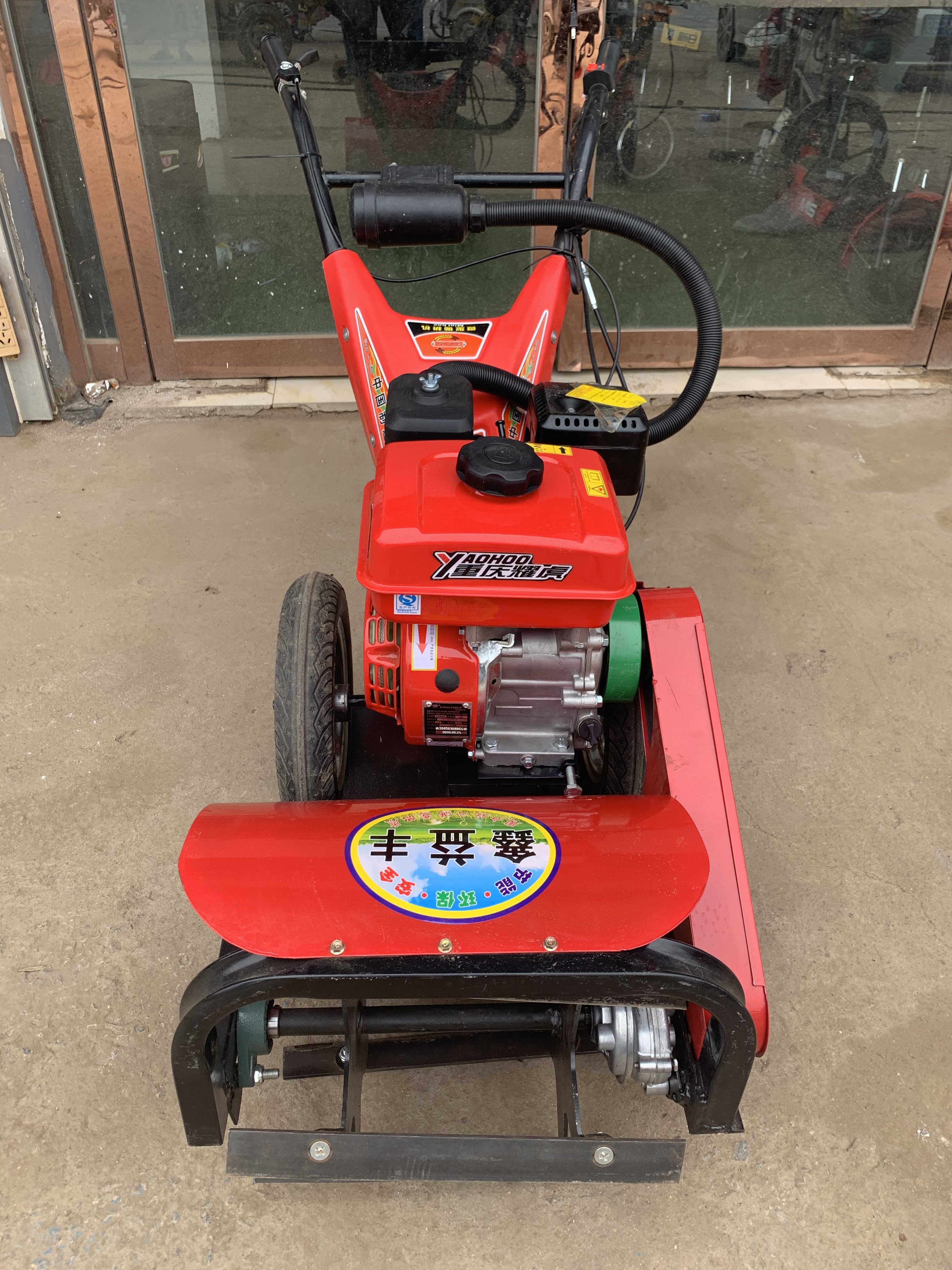 汽油除草机开沟松土犁地翻土家用一体机小型农用多功能锄草微耕机