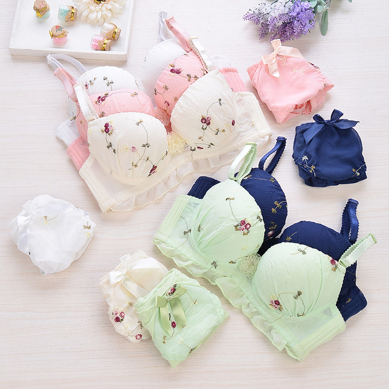 少女甜美胸罩大学生日系聚拢上托文胸套装女性感内衣内裤可爱定型