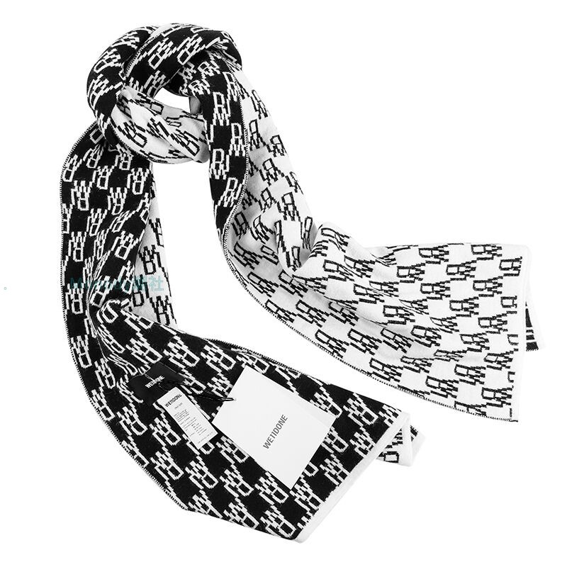 we11done新款针织羊毛老花黑白字母welldone羊绒双面围巾