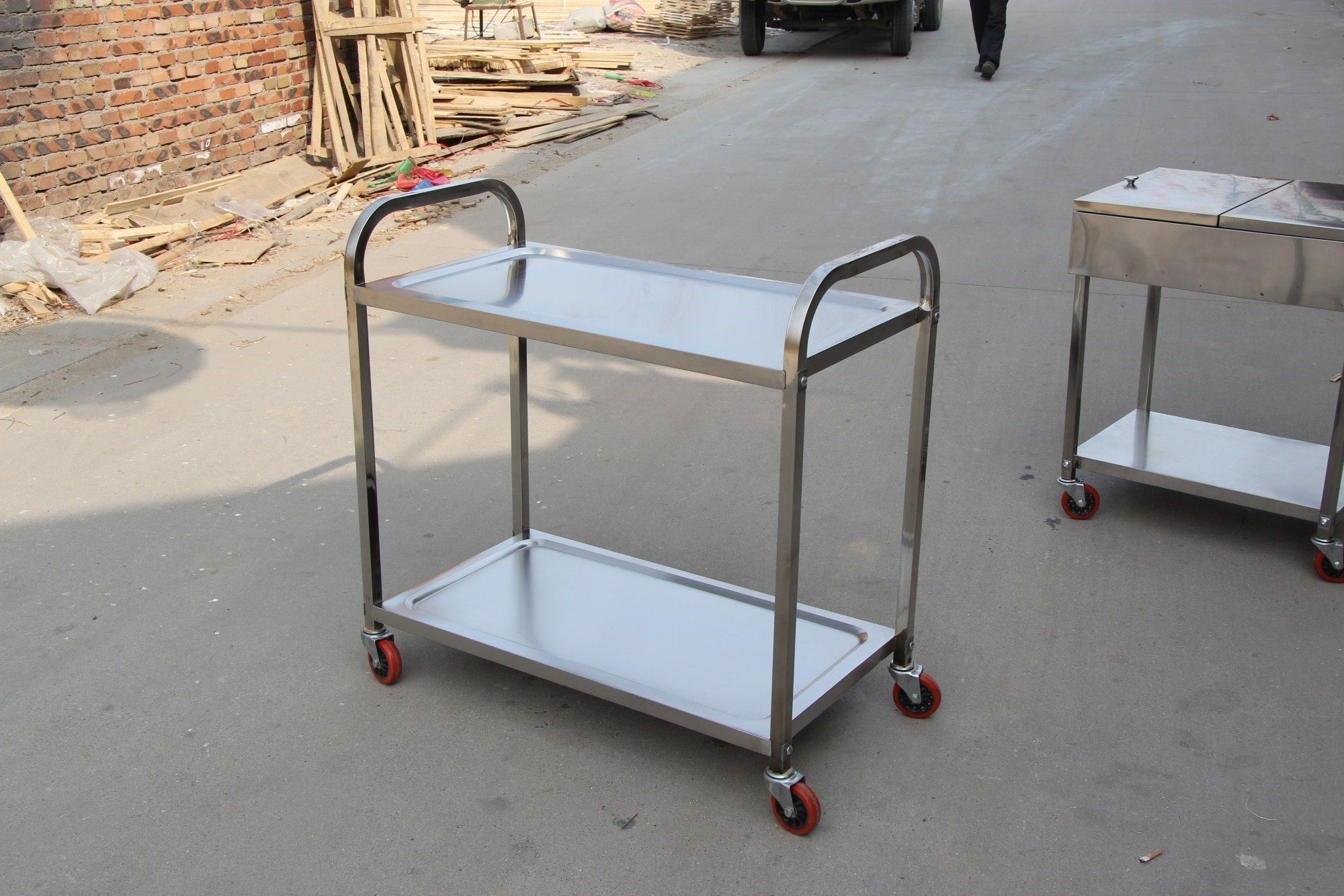 不锈钢餐车推车带门封闭式三层酒店送餐车小吃车摆摊饭店移动餐车