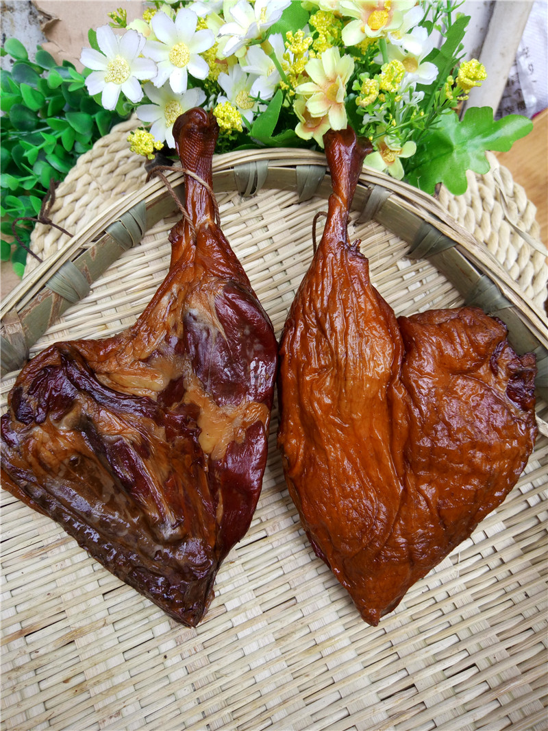 湖南腊鸭腿腊全鸭烟熏咸鸭土鸭四川腊菜老腊腊