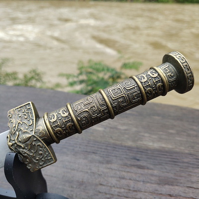 龙泉市不锈钢金属合金复古礼品摆件开刃剑