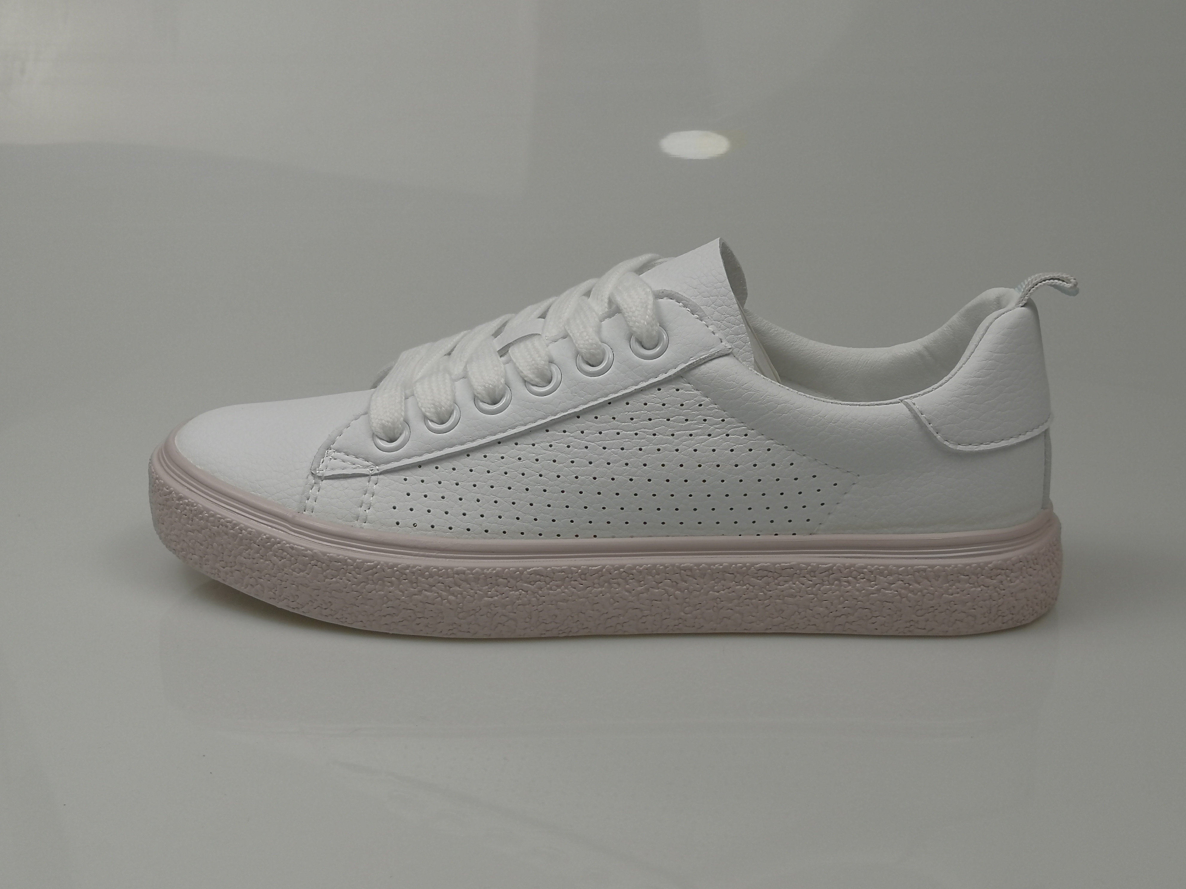 hotwind热风小白鞋全新正品2020年秋季新款断码清仓休闲板鞋