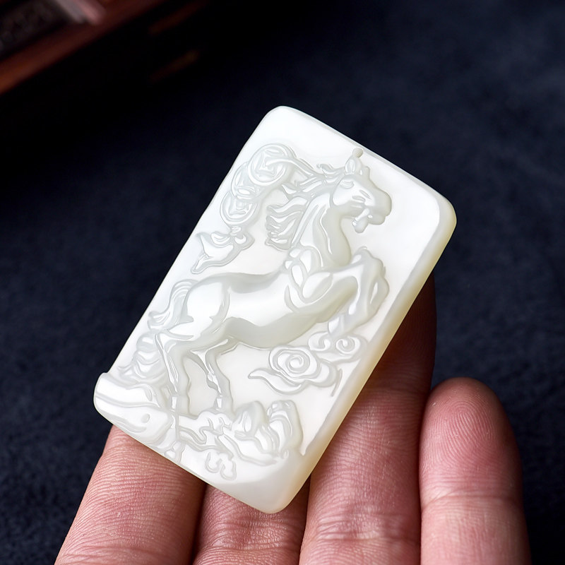 芊雅福天然和田玉白玉生肖马挂件吊坠马上有钱牌马上有福男女玉牌