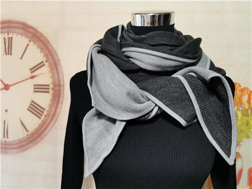 全家造型尖角包边针织舒适秋冬厚实色系超多围巾