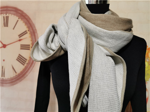 全家造型尖角包边针织舒适秋冬厚实色系超多围巾