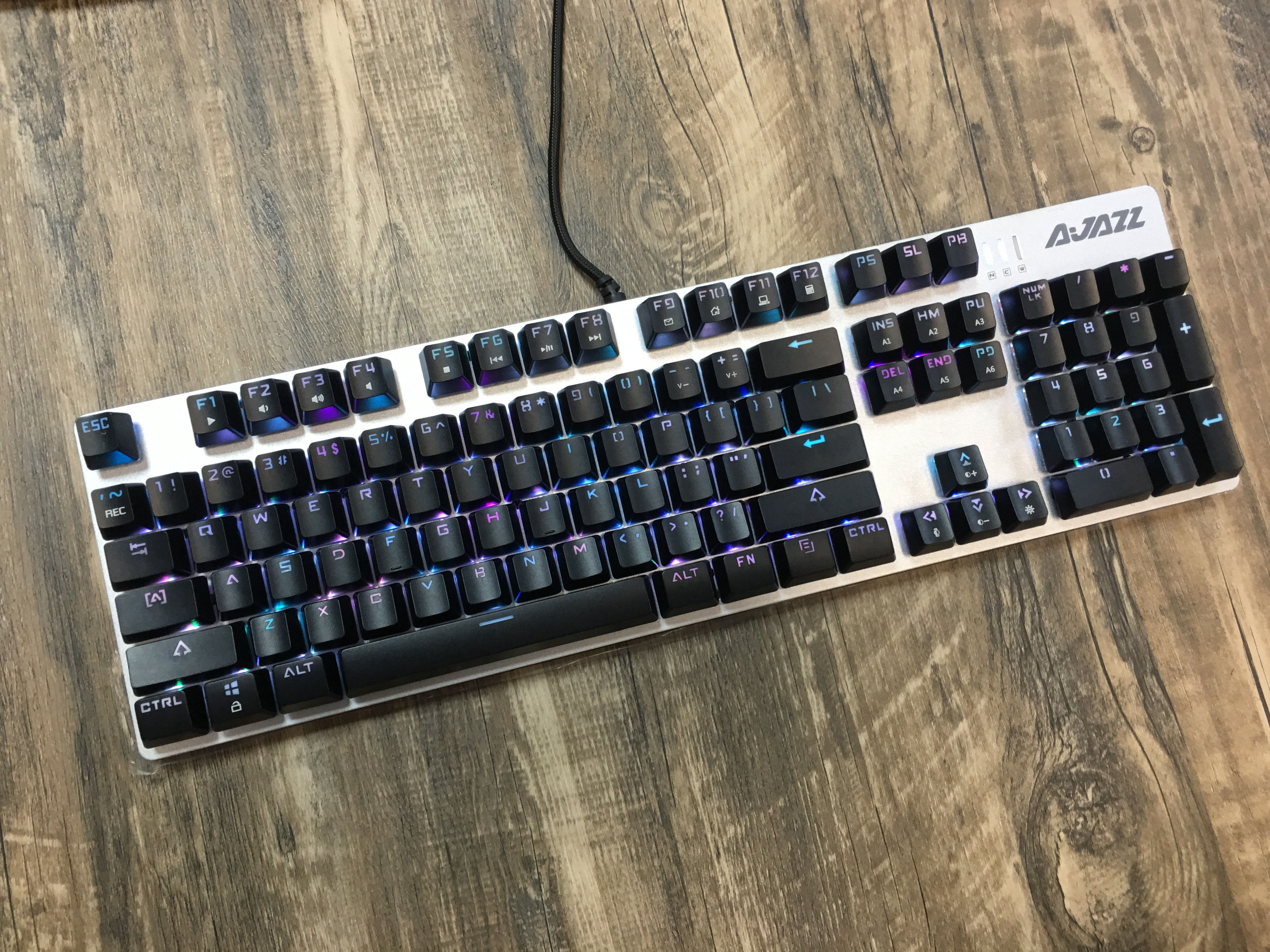 机械黑爵ak35i战警粉色白光轴混光跑马灯游戏键盘