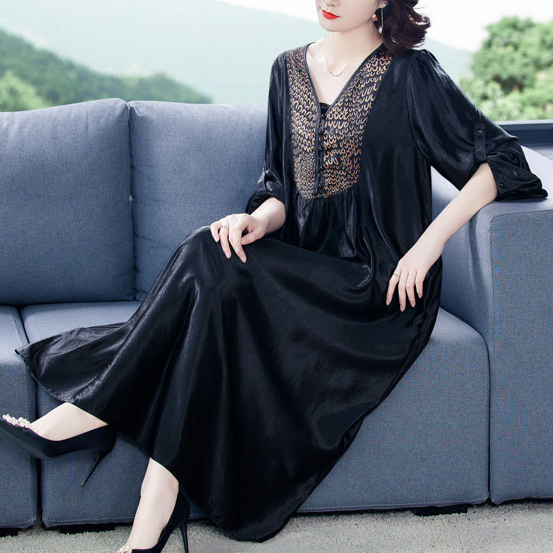 杭州真丝连衣裙大牌新款复古大码宽松松香民族风连衣裙