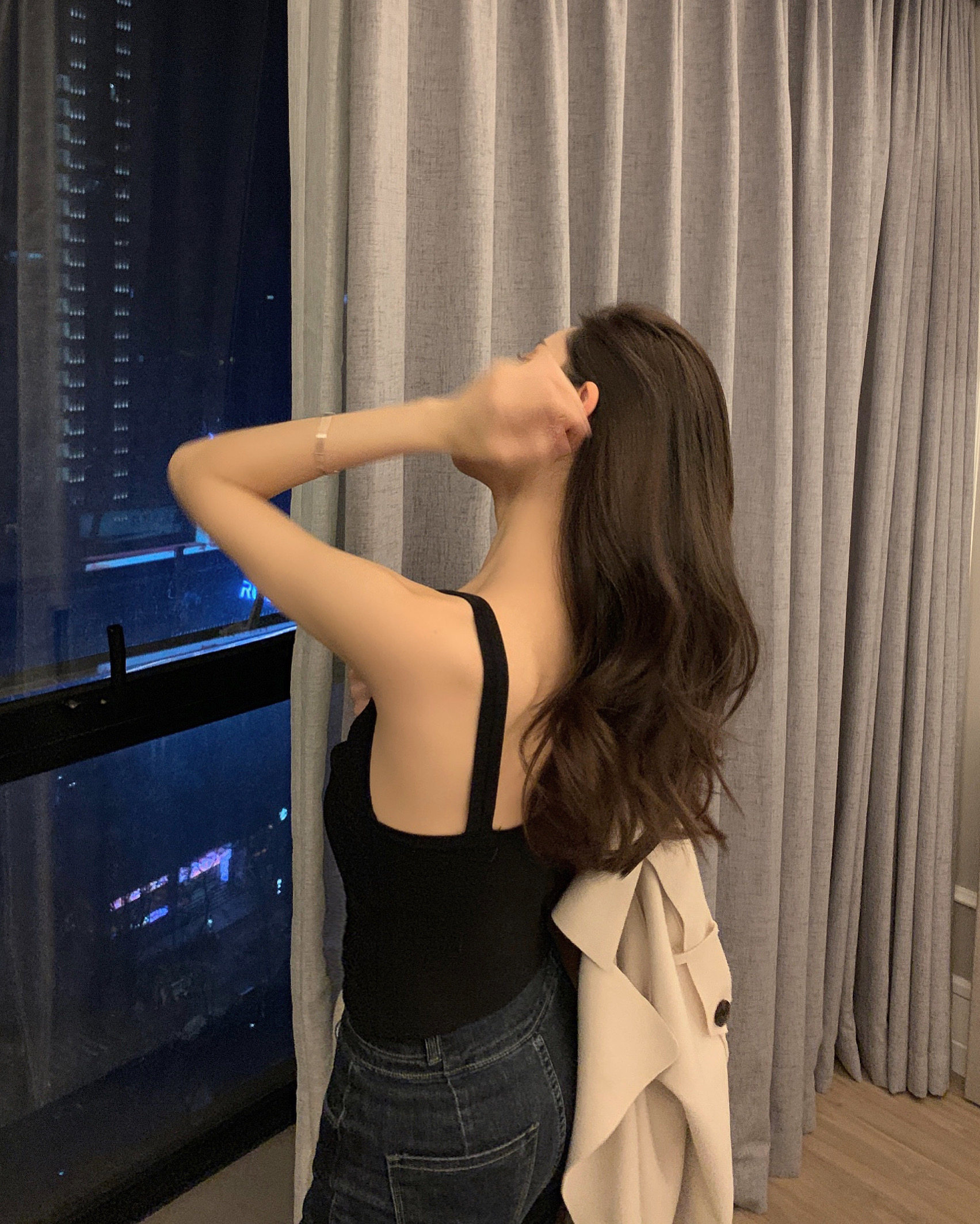 邱肉瑶sixone六一2020v领性感露背上衣无袖背心吊带内穿女内搭