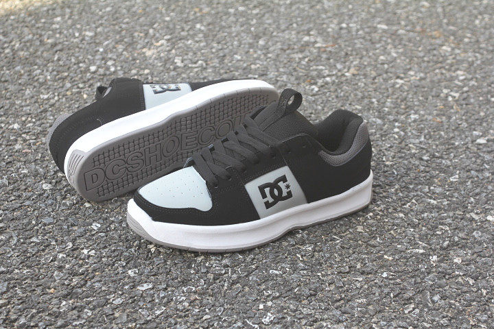 百搭面包男鞋dcshoes低帮运动滑板舒适耐磨板鞋