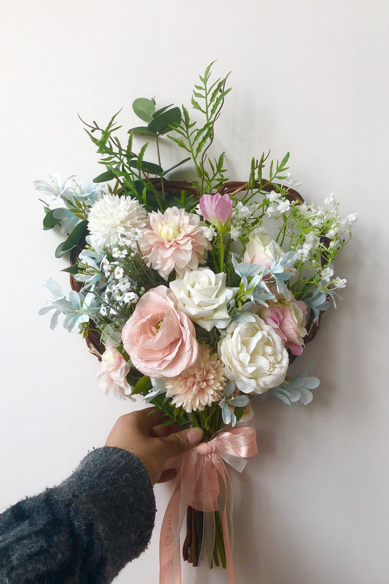 手捧森系韩式新娘花唯唯美婚礼礼花心形仿真新娘手捧花