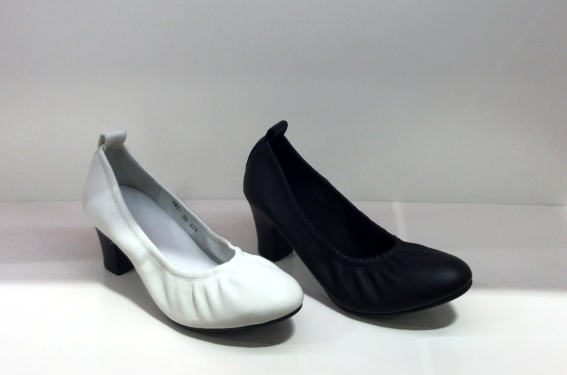 正品雅氏时尚女鞋2021春夏新款4m51真皮正装浅口单鞋