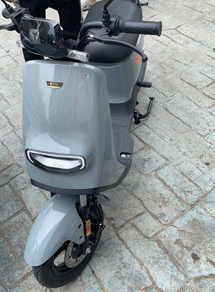 适用于雅迪de3电动车脚垫冠能de390tdr2323ztdr2425ztdr2369z电动车