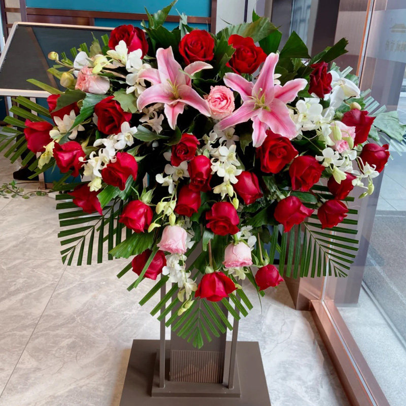 签到会议花演讲台胸花鲜花速递绍兴市城区柯桥区上虞区商务用花