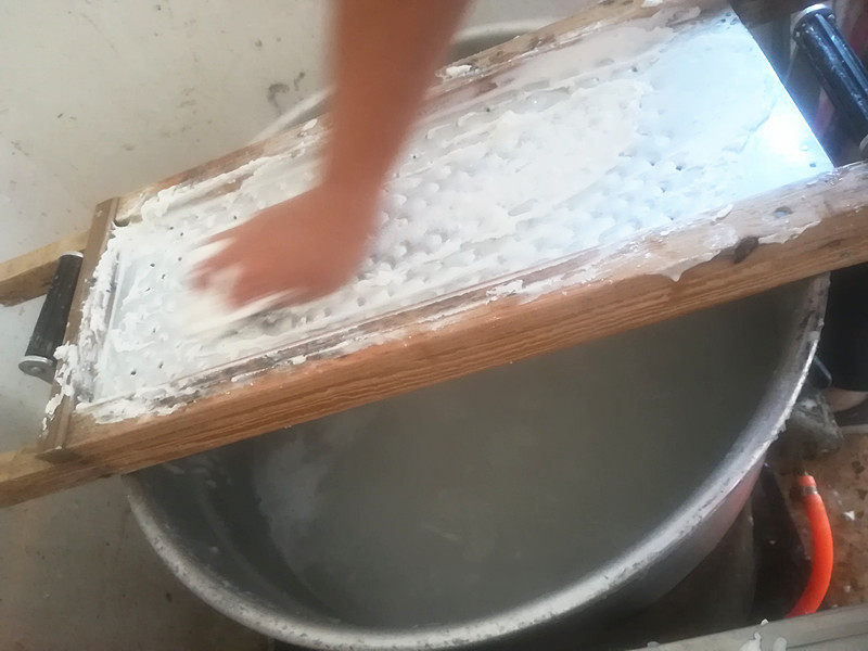 江西特产赣南泥鳅板定南寻乌安远板子信丰老鼠粉小吃灰水板包板