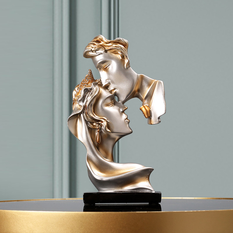 北欧抽象艺术情侣亲吻摆件创意订婚结婚纪念日摆件