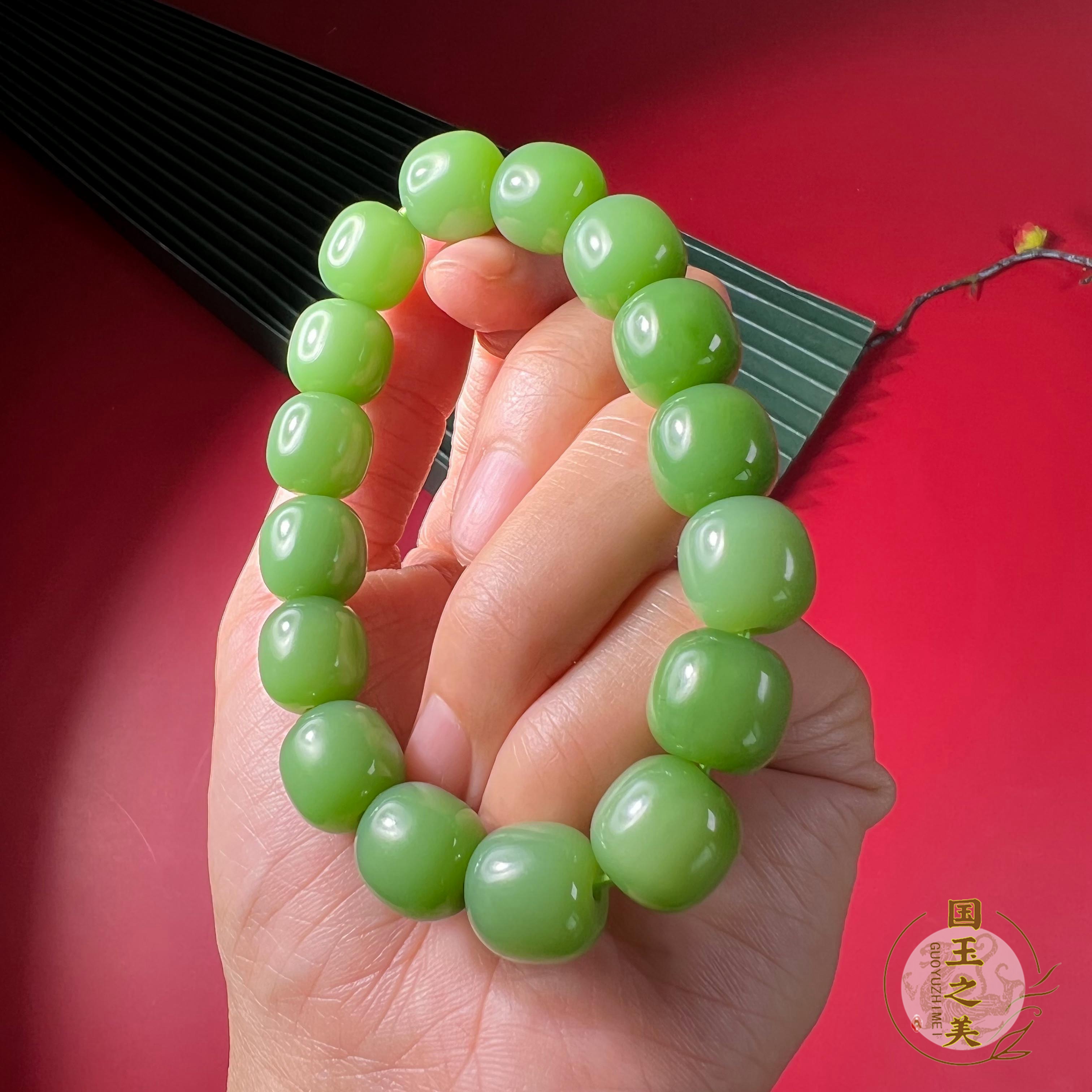 国玉之美新疆和田玉俄罗斯碧玉粉绿老型珠圆珠手链12mm