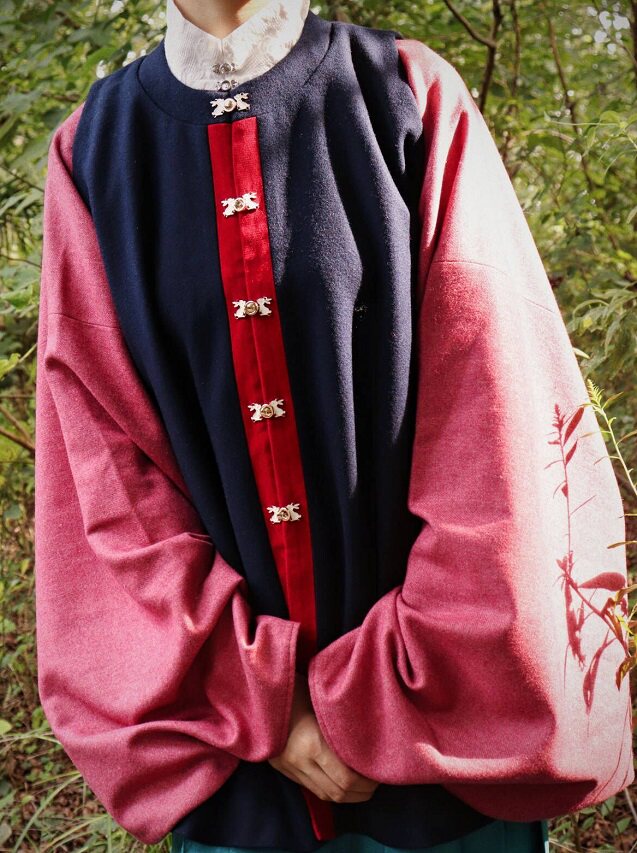 裳裳者华芋圆原创创明圆领对襟秋冬毛呢孔府汉服