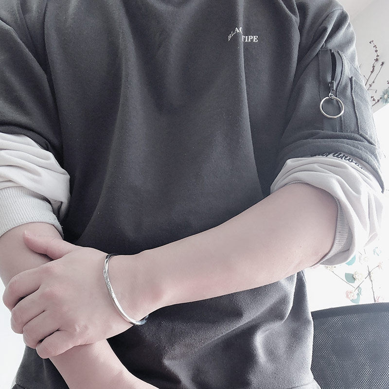 莫比乌斯六字男钛单身镯子男人手环真言开口个性手镯