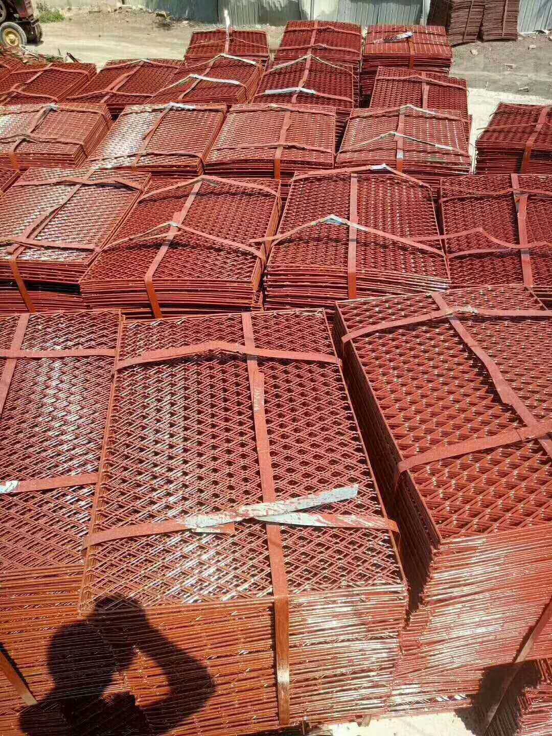 钢板建筑建筑网网片钢笆网钢巴片钢笆片巴网脚手架安全网