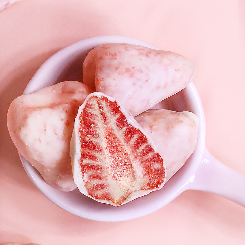 网红冻干草莓干奶球脆水果酸奶果粒块孕妇巧克力冻干水果