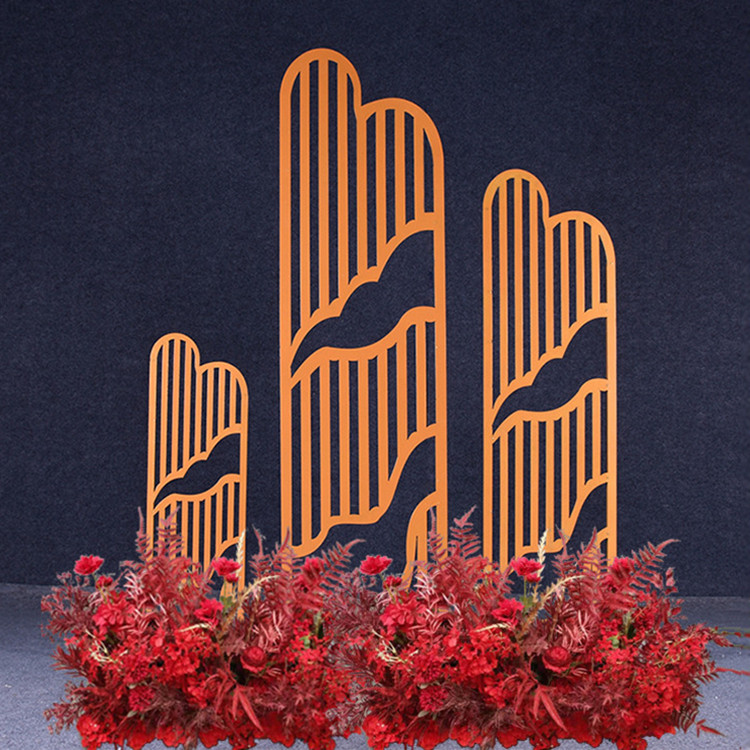 新款婚庆海誓山盟金色铁艺屏风路引花艺中式复古路引