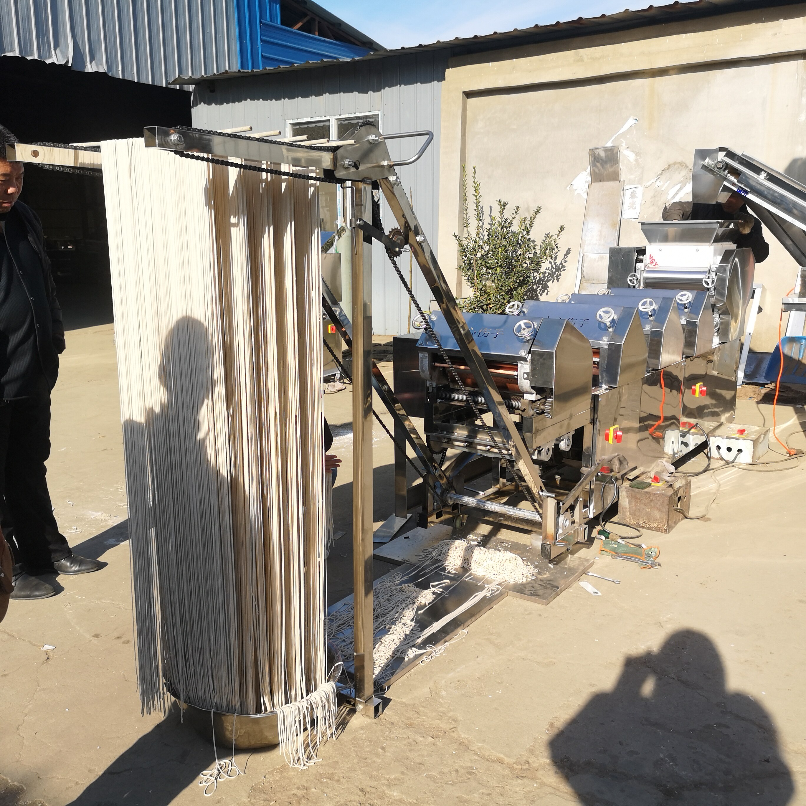 面机厂家供应供应商商用全自动挂面饺子皮机爬杆面条机