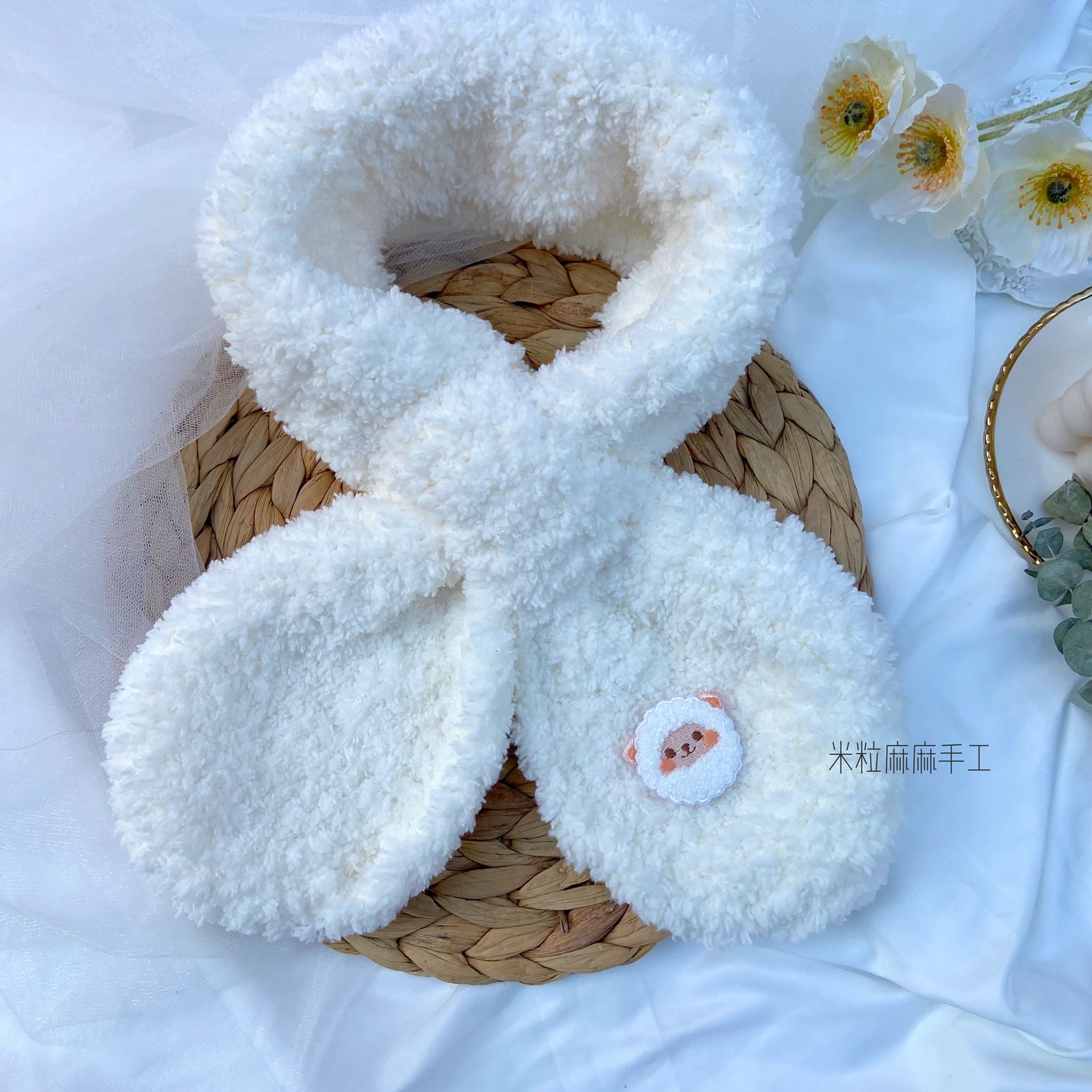 米粒麻麻手工小熊围巾树叶交叉款珊瑚绒宝宝毛线