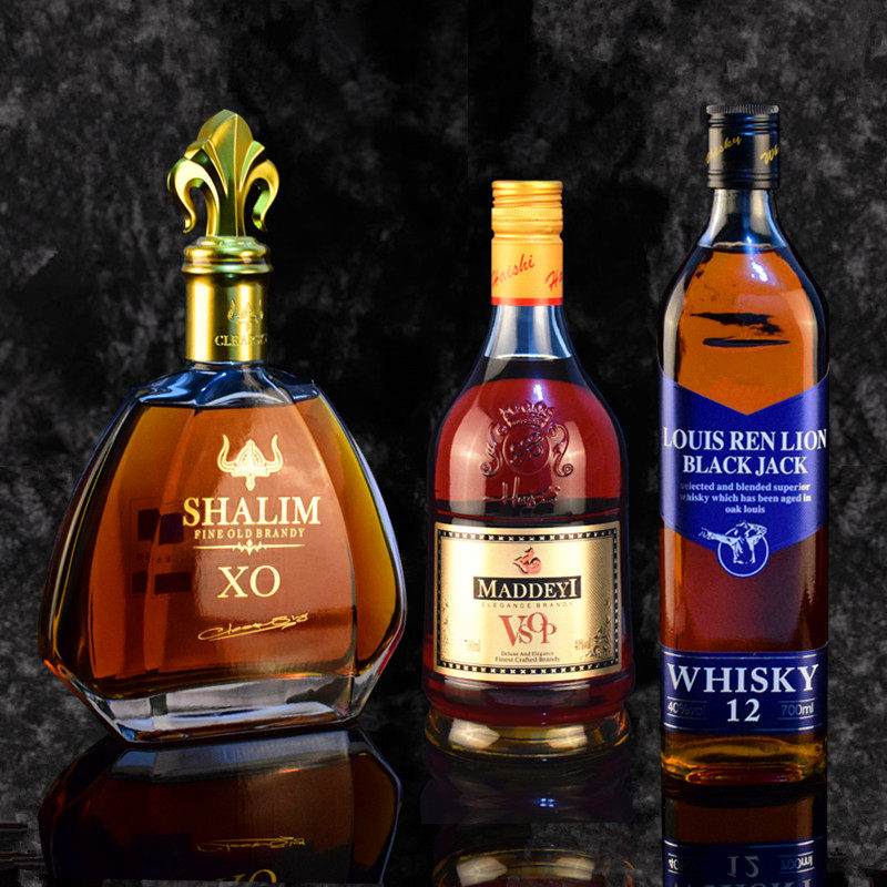 洋酒威士忌700毫升40度白兰地vsopxo橡木木桶ktv威士忌